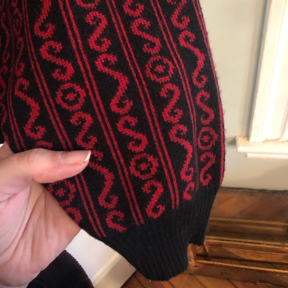 100% Wool Sweater - Picture 2 of 4